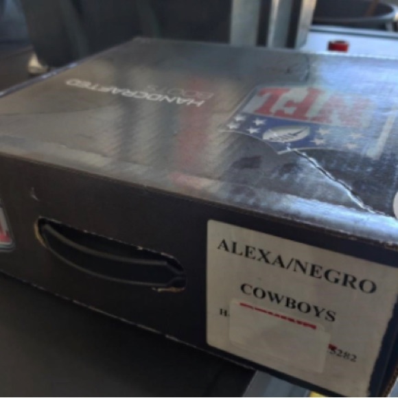 WOMENS DALLAS COWBOY LEATHER BOOTS, SIZE 6.5 - Picture 4 of 4